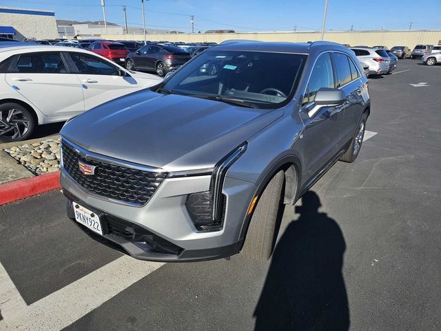 2024 Cadillac XT4 Premium Luxury