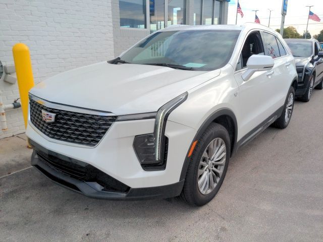 2024 Cadillac XT4 Premium Luxury