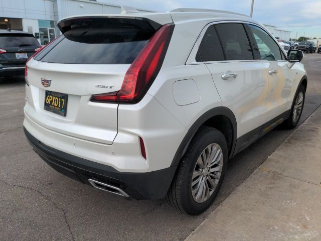 2024 Cadillac XT4 Premium Luxury