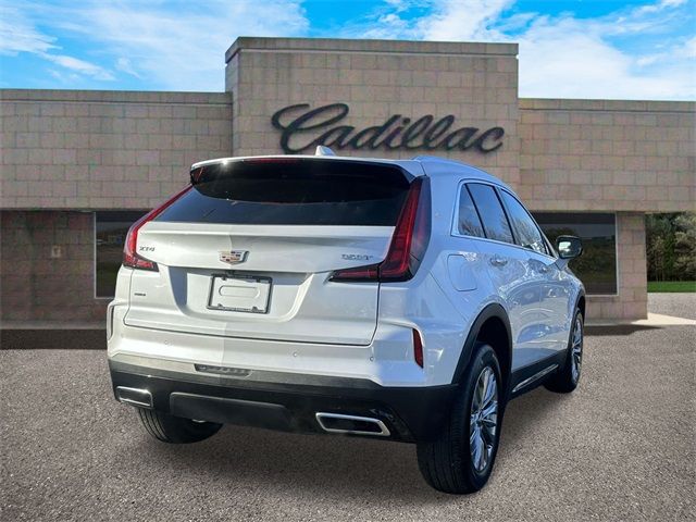 2024 Cadillac XT4 Premium Luxury