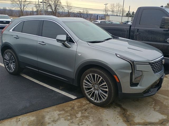 2024 Cadillac XT4 Premium Luxury