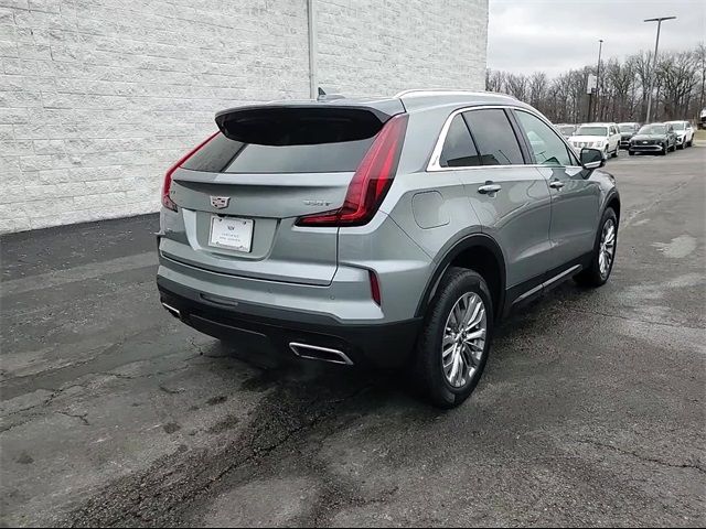 2024 Cadillac XT4 Premium Luxury