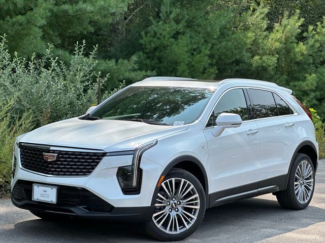 2024 Cadillac XT4 Premium Luxury