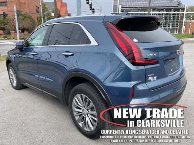 2024 Cadillac XT4 Premium Luxury