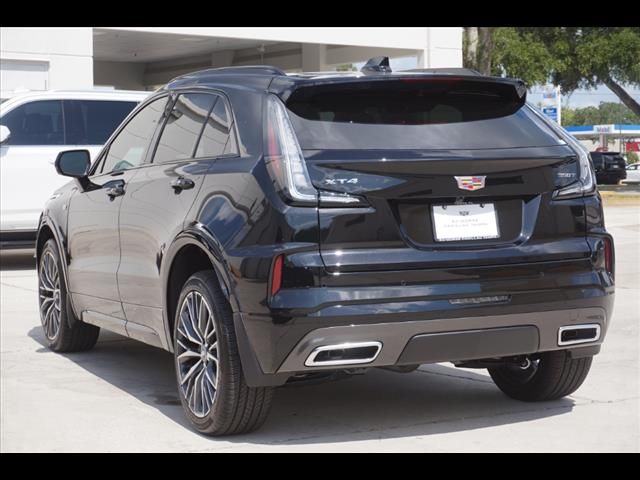 2024 Cadillac XT4 Sport