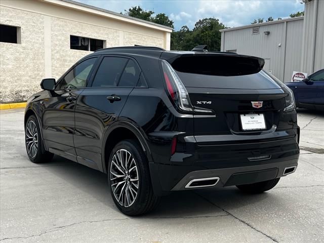 2024 Cadillac XT4 Sport