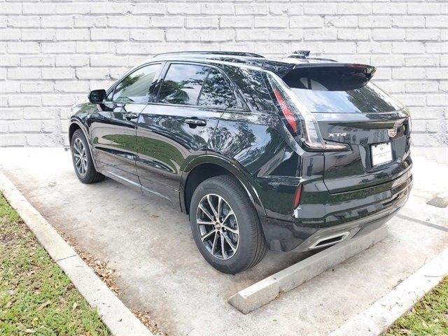 2024 Cadillac XT4 Sport