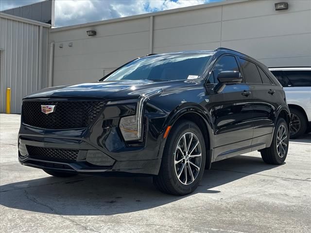 2024 Cadillac XT4 Sport