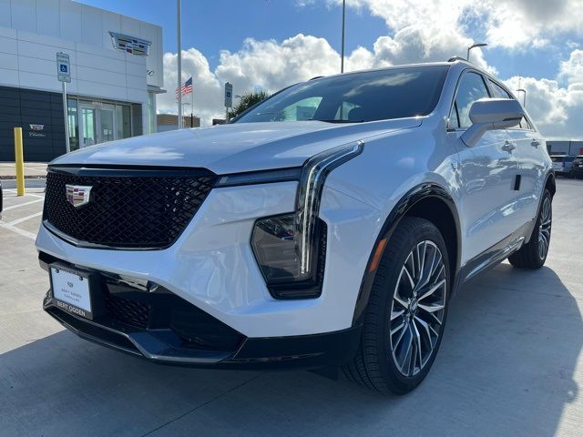 2024 Cadillac XT4 Sport