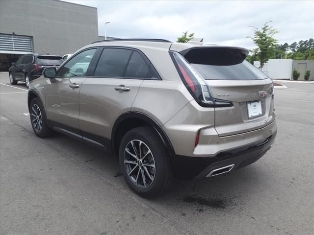 2024 Cadillac XT4 Sport