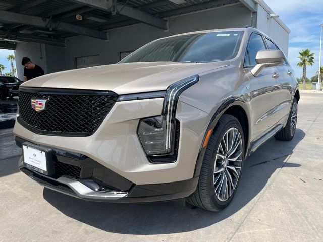 2024 Cadillac XT4 Sport