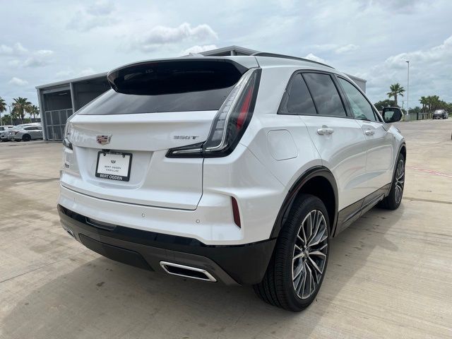 2024 Cadillac XT4 Sport