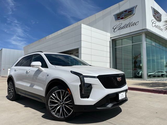 2024 Cadillac XT4 Sport