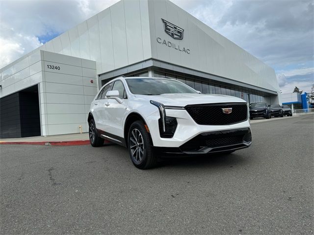 2024 Cadillac XT4 Sport