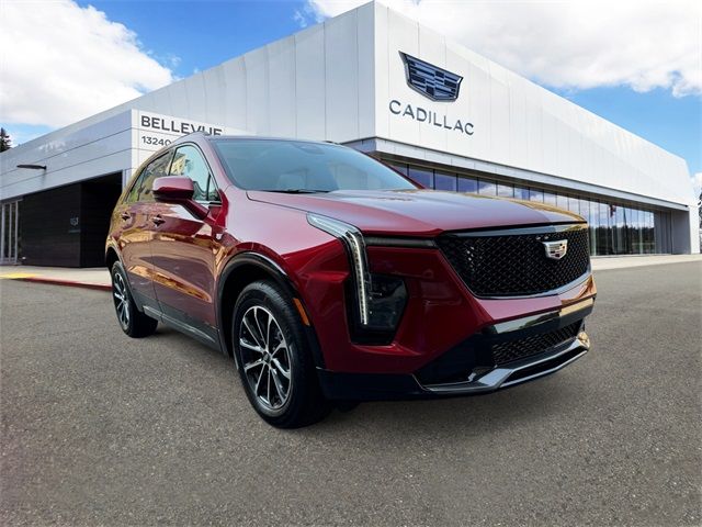 2024 Cadillac XT4 Sport