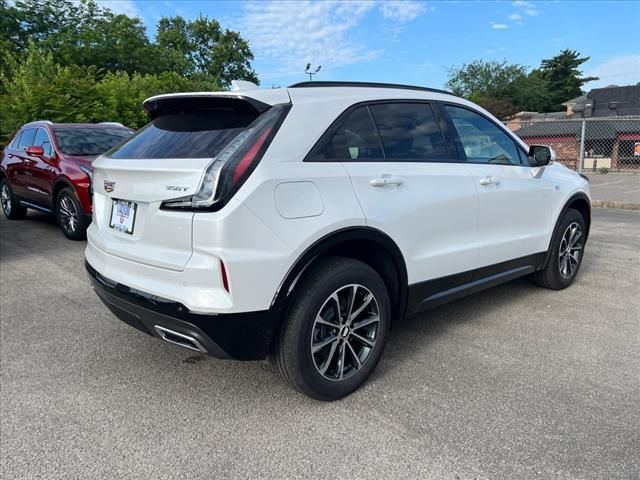 2024 Cadillac XT4 Sport