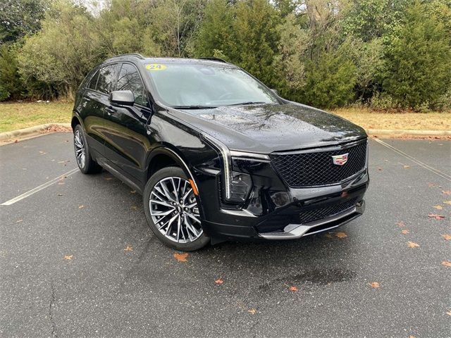 2024 Cadillac XT4 Sport