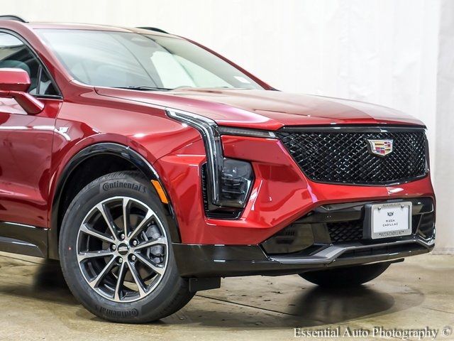 2024 Cadillac XT4 Sport