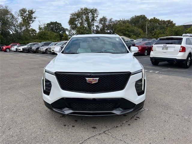 2024 Cadillac XT4 Sport