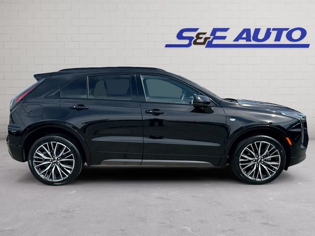 2024 Cadillac XT4 Sport