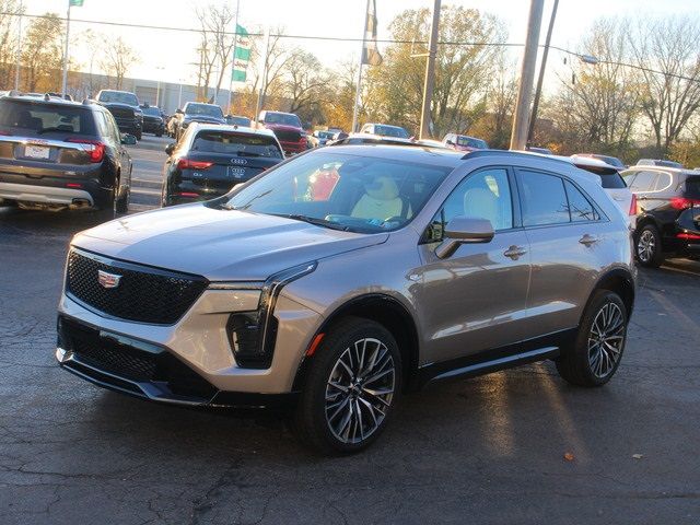 2024 Cadillac XT4 Sport