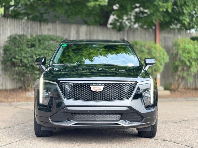2024 Cadillac XT4 Sport