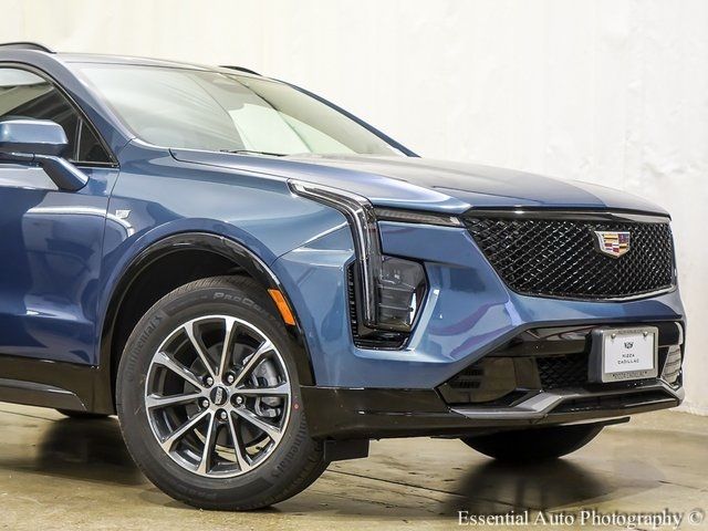 2024 Cadillac XT4 Sport