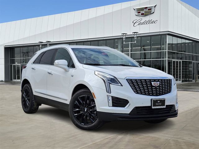 2024 Cadillac XT5 Luxury