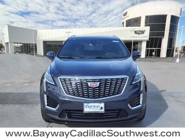 2024 Cadillac XT5 Luxury