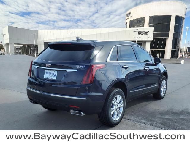 2024 Cadillac XT5 Luxury