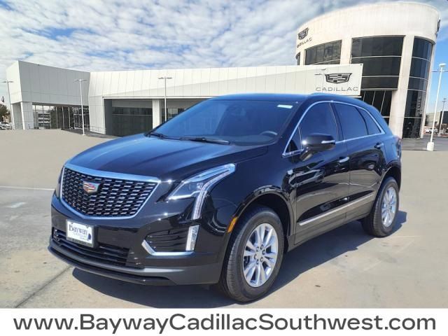 2024 Cadillac XT5 Luxury