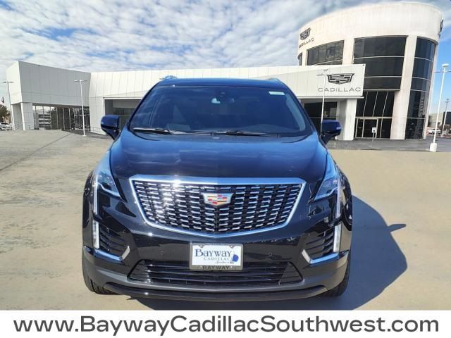 2024 Cadillac XT5 Luxury