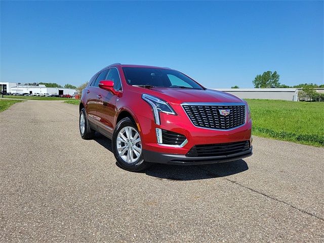 2024 Cadillac XT5 Luxury