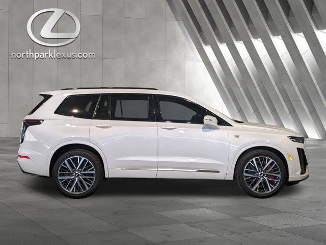 2024 Cadillac XT6 Sport