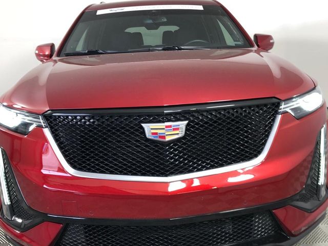 2024 Cadillac XT6 Sport