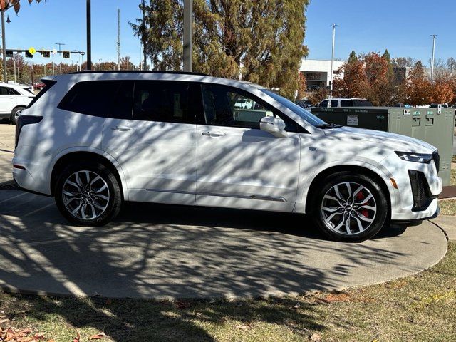 2024 Cadillac XT6 Sport