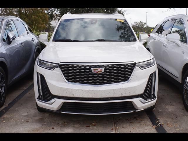 2024 Cadillac XT6 Premium Luxury