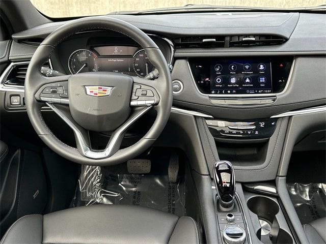 2024 Cadillac XT6 AWD Luxury