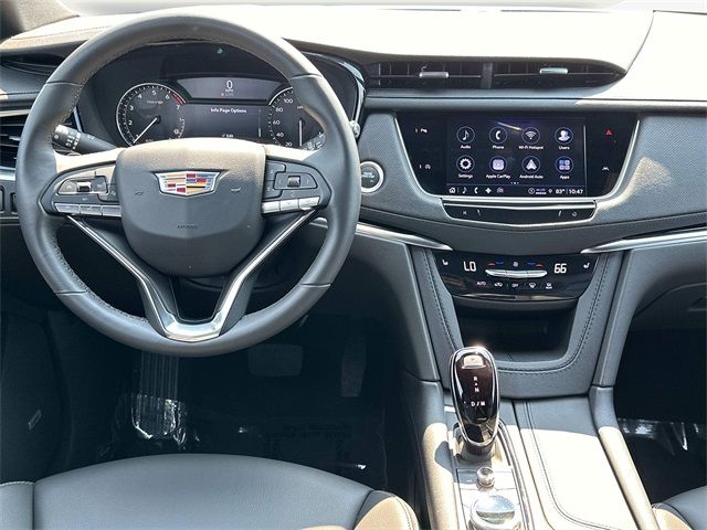 2024 Cadillac XT6 AWD Luxury