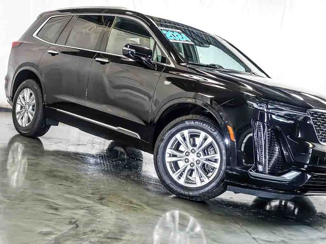 2024 Cadillac XT6 AWD Luxury