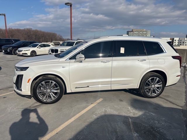 2024 Cadillac XT6 Premium Luxury