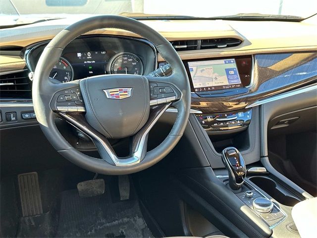 2024 Cadillac XT6 Premium Luxury