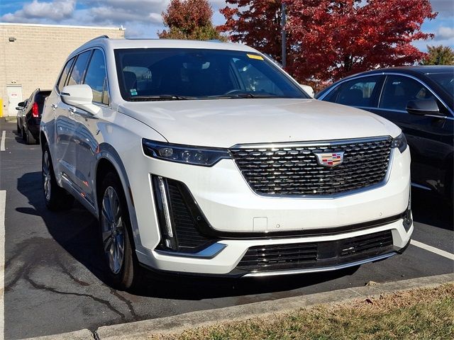 2024 Cadillac XT6 Premium Luxury