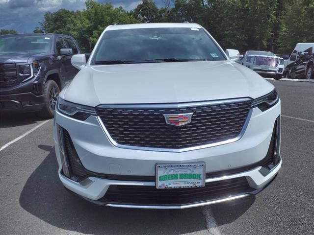 2024 Cadillac XT6 AWD Luxury