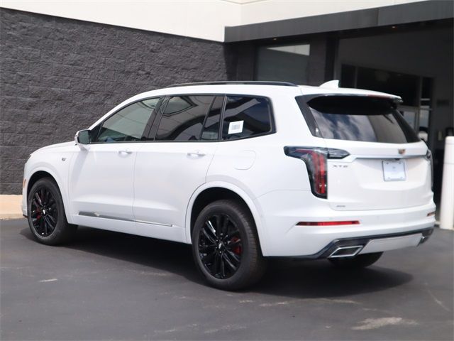 2024 Cadillac XT6 Sport