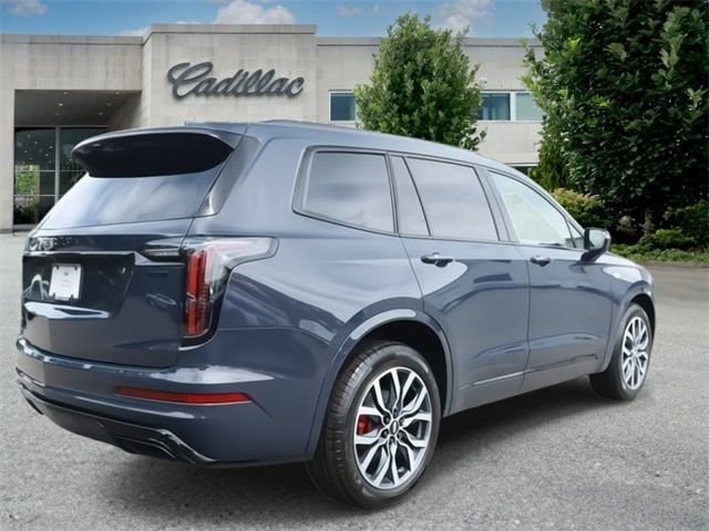 2024 Cadillac XT6 Sport