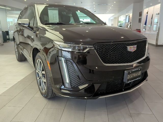 2024 Cadillac XT6 Sport