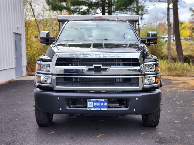 2024 Chevrolet Silverado MD LT