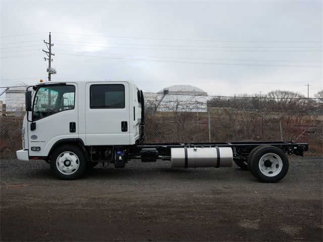 2024 Chevrolet 5500 XD LCF Diesel Base