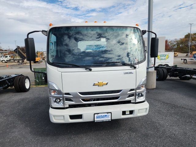 2024 Chevrolet 5500 XD LCF Diesel Base